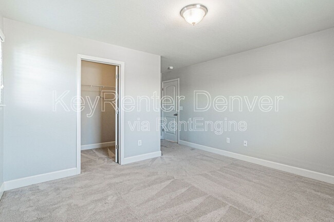 Building Photo - 7823 S Quantock Way