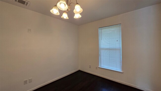 Building Photo - 5434 Goldspier St