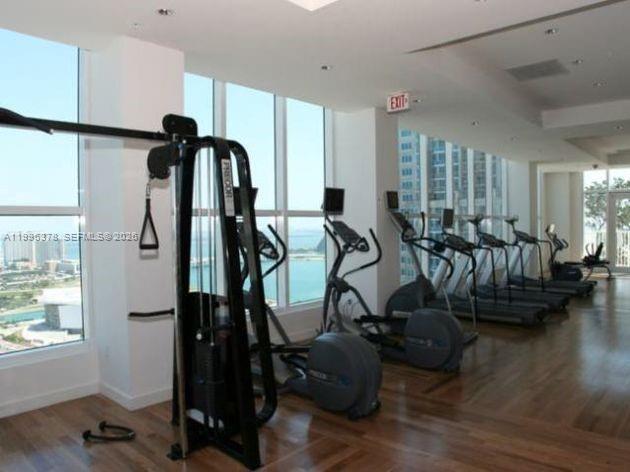 Building Photo - 133 NE 2nd Ave