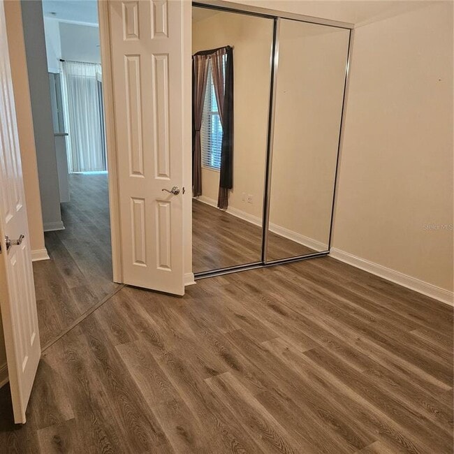 Building Photo - 8259 Enclave Way