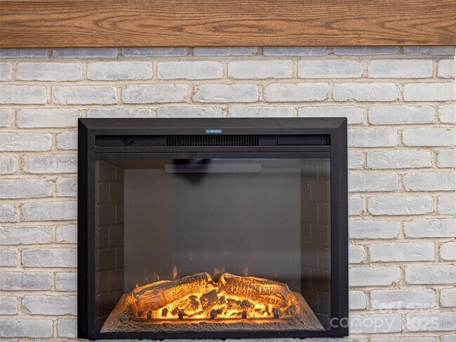 Building Photo - 42 Forsythe St