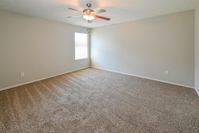 Building Photo - 21202 Grand Linden Ct