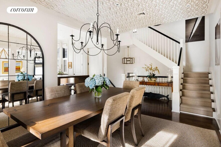 Building Photo - 43 Church St