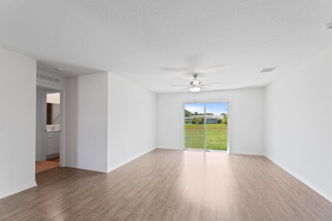 Building Photo - PORT ST LUCIE-SECTION 40