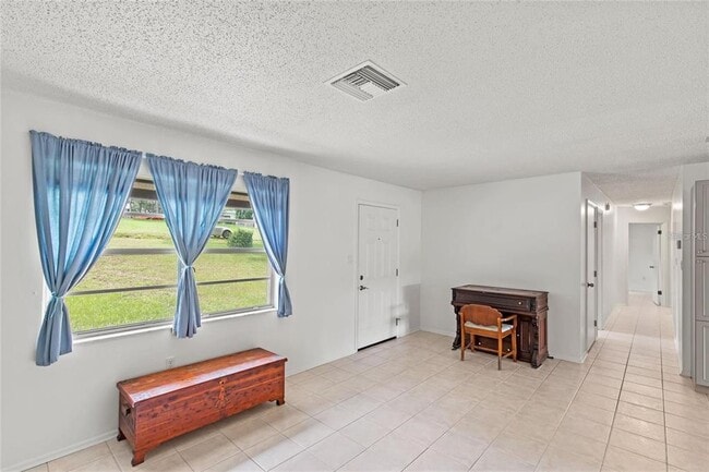 Building Photo - 40319 Orange Cir