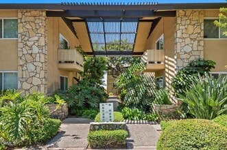 Building Photo - 385 Cliff Dr