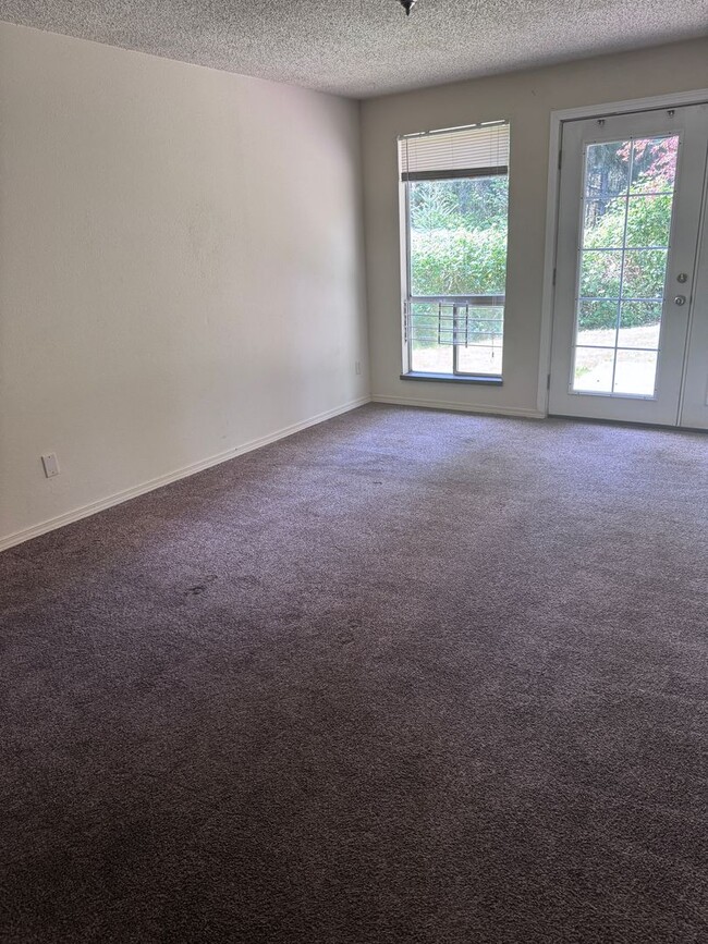 Building Photo - Gig Harbor 2 bed 1 Bath home available June 1