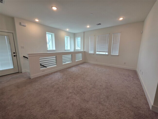 Building Photo - 18710 Colorado River Ln