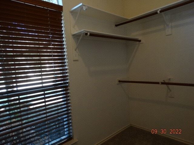 Building Photo - 9975 Red Cedar Dr