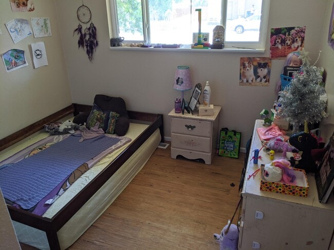 Building Photo - 7845 2nd St