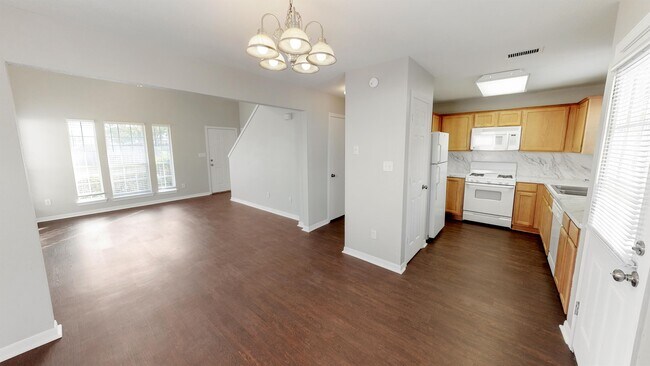 Building Photo - 503 Camp Ct