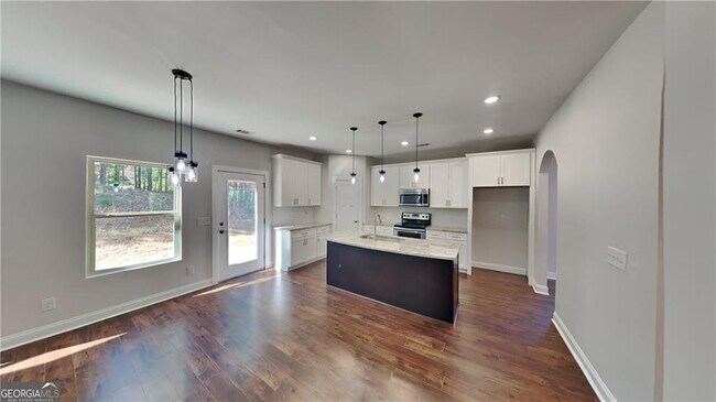 Building Photo - 1280 Vonda Ln SW