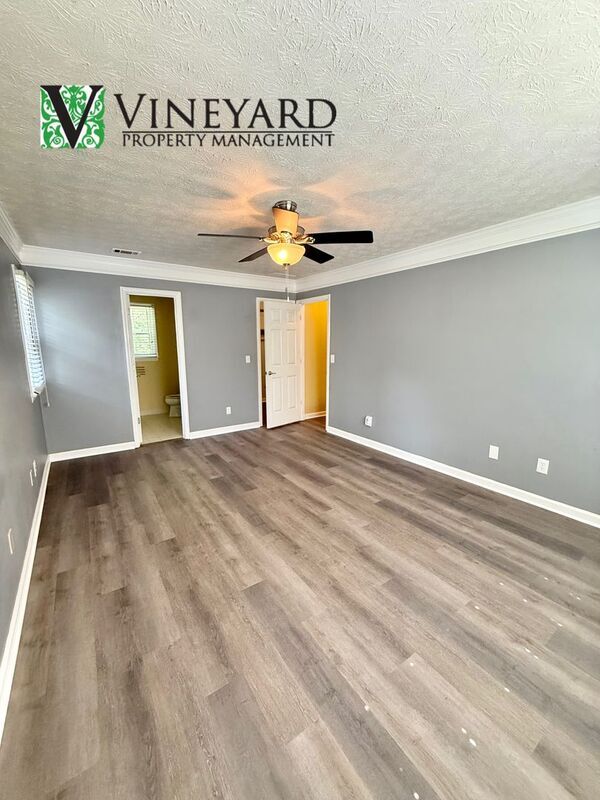 Building Photo - 4925 Falcon Wood Trace NE
