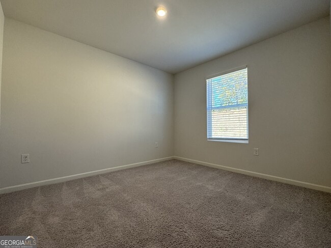 Building Photo - 528 Pemberton St