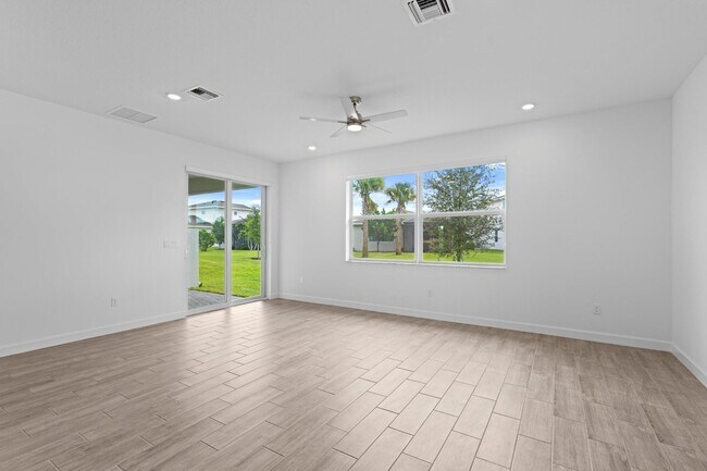 Building Photo - 5742 Graceful Wy