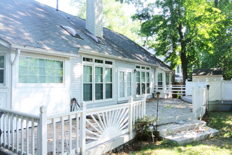 Building Photo - 2036 Hen House Dr