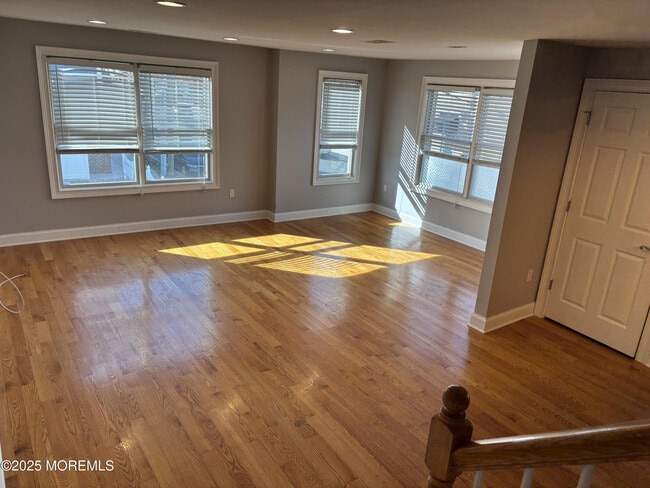 Building Photo - 112 N Broadway