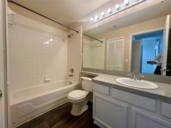 Building Photo - 13348 Fairway Glen Dr