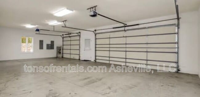 Building Photo - 29 Turkey Roost Ct