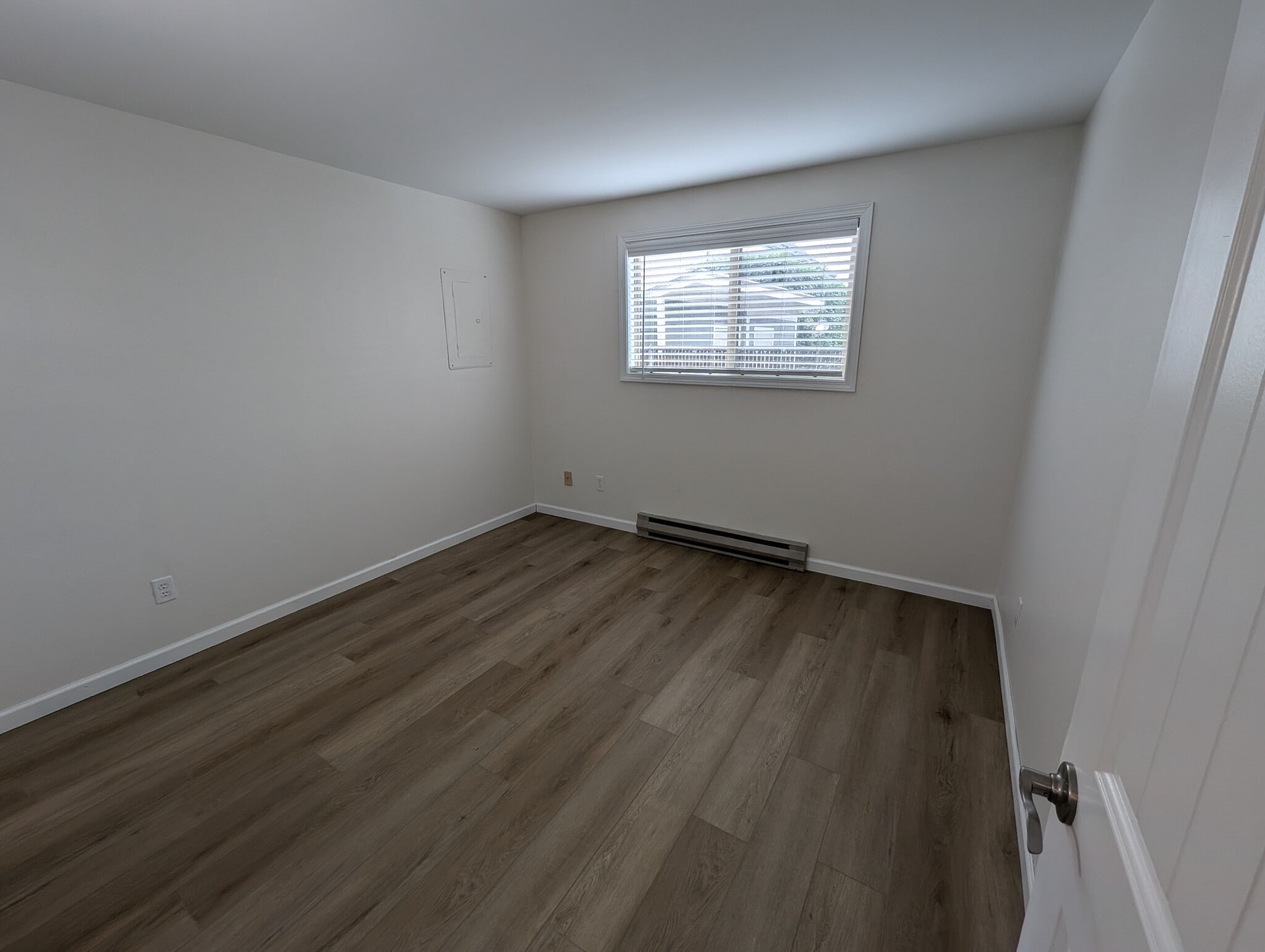 Bedroom #1 - 5028 SE Hawthorne Blvd