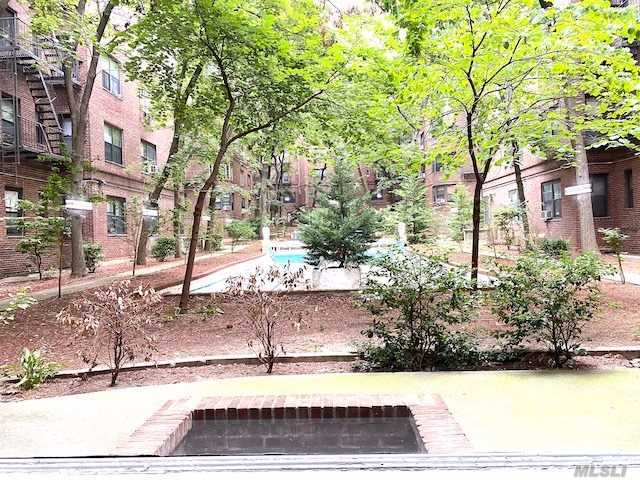 Building Photo - 68-38 Yellowstone Blvd