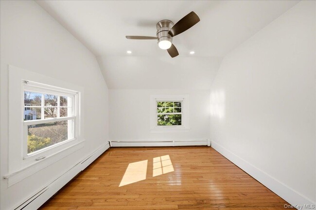 Building Photo - 32 Orchard St