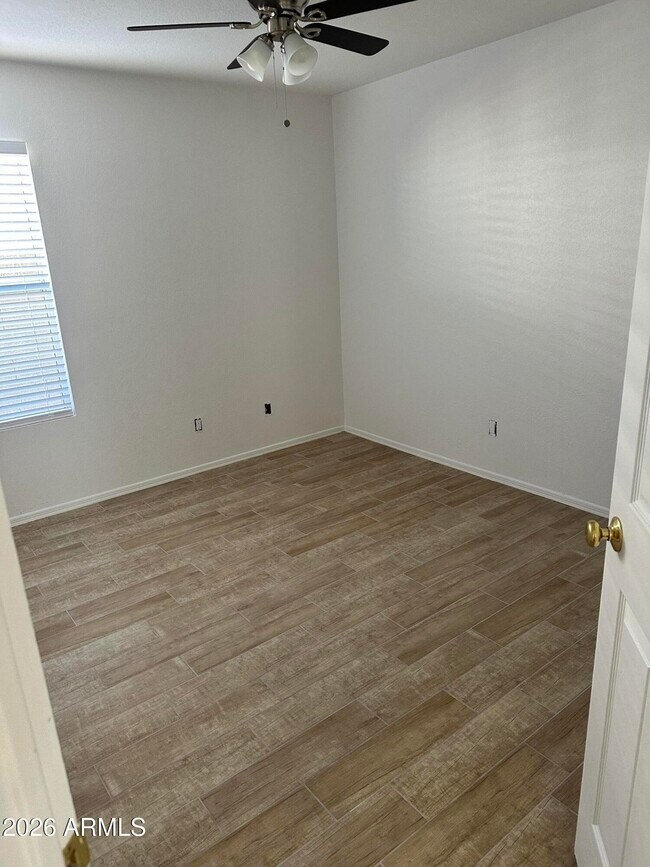 Building Photo - 16228 S 32nd Pl