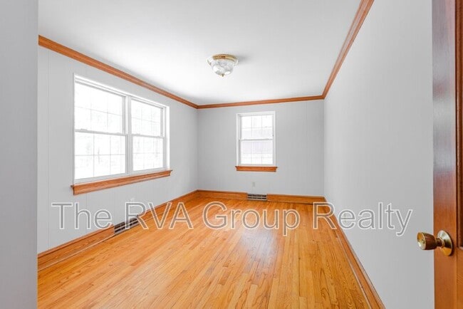 Building Photo - 36 Ferndale Drive