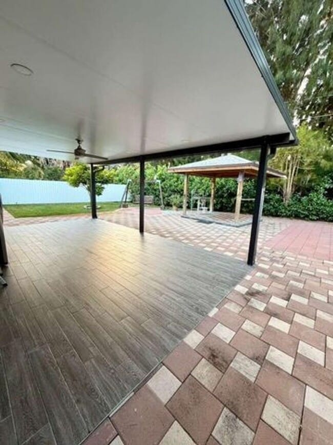 Building Photo - 4433 Foss Rd