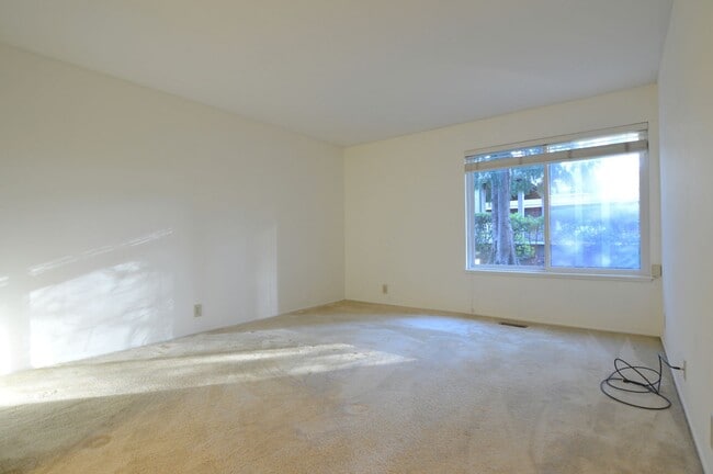 Building Photo - 1783 NW 143rd Ave