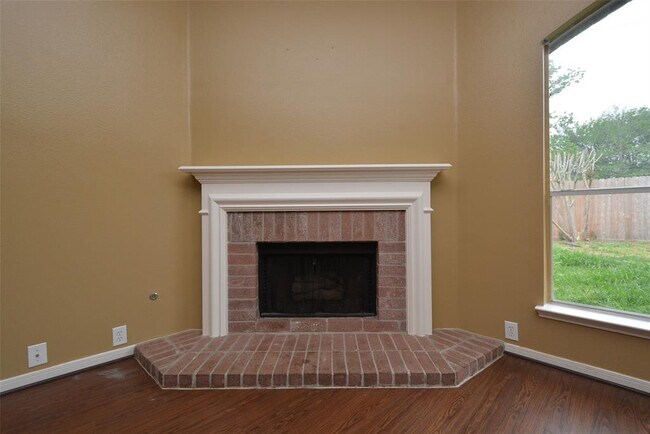 Building Photo - 2931 Sunbird Dr