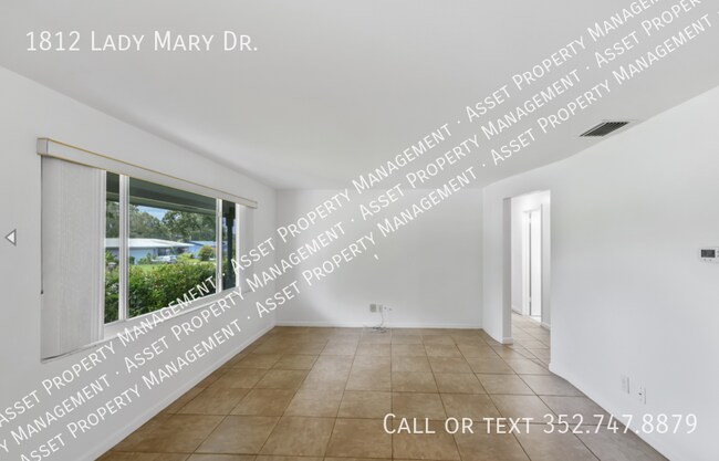 Building Photo - 1812 Lady Mary Dr