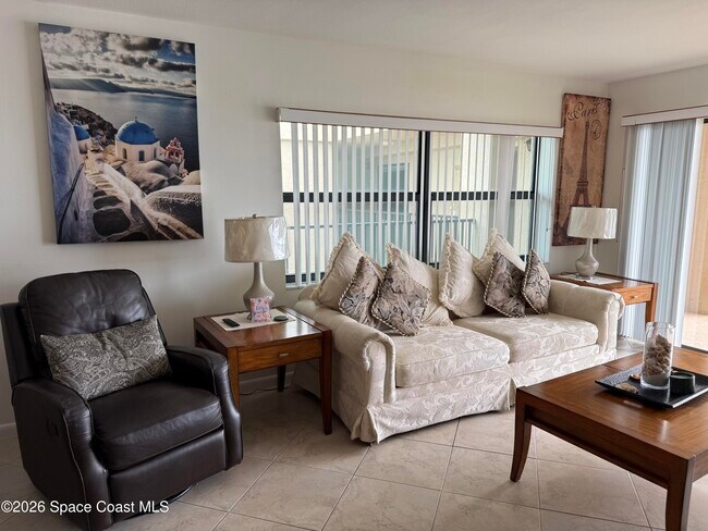 Building Photo - 201 International Dr