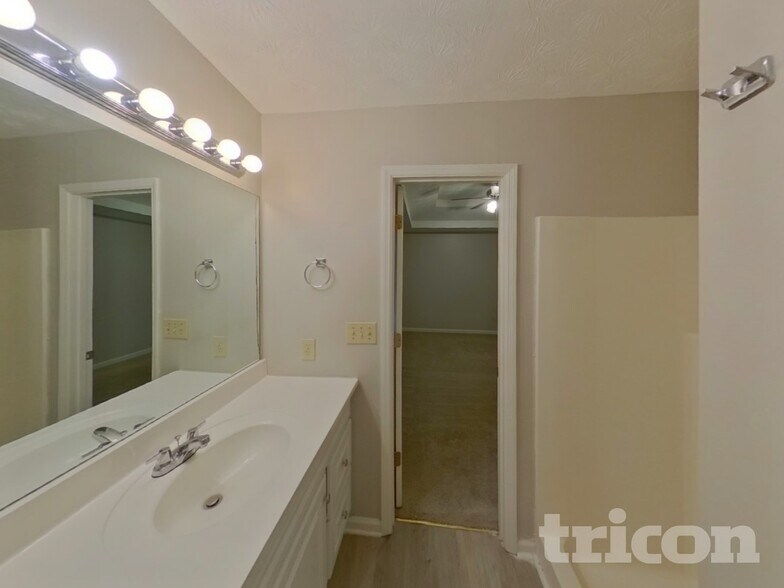 Building Photo - 3153 Glynn Mill Dr