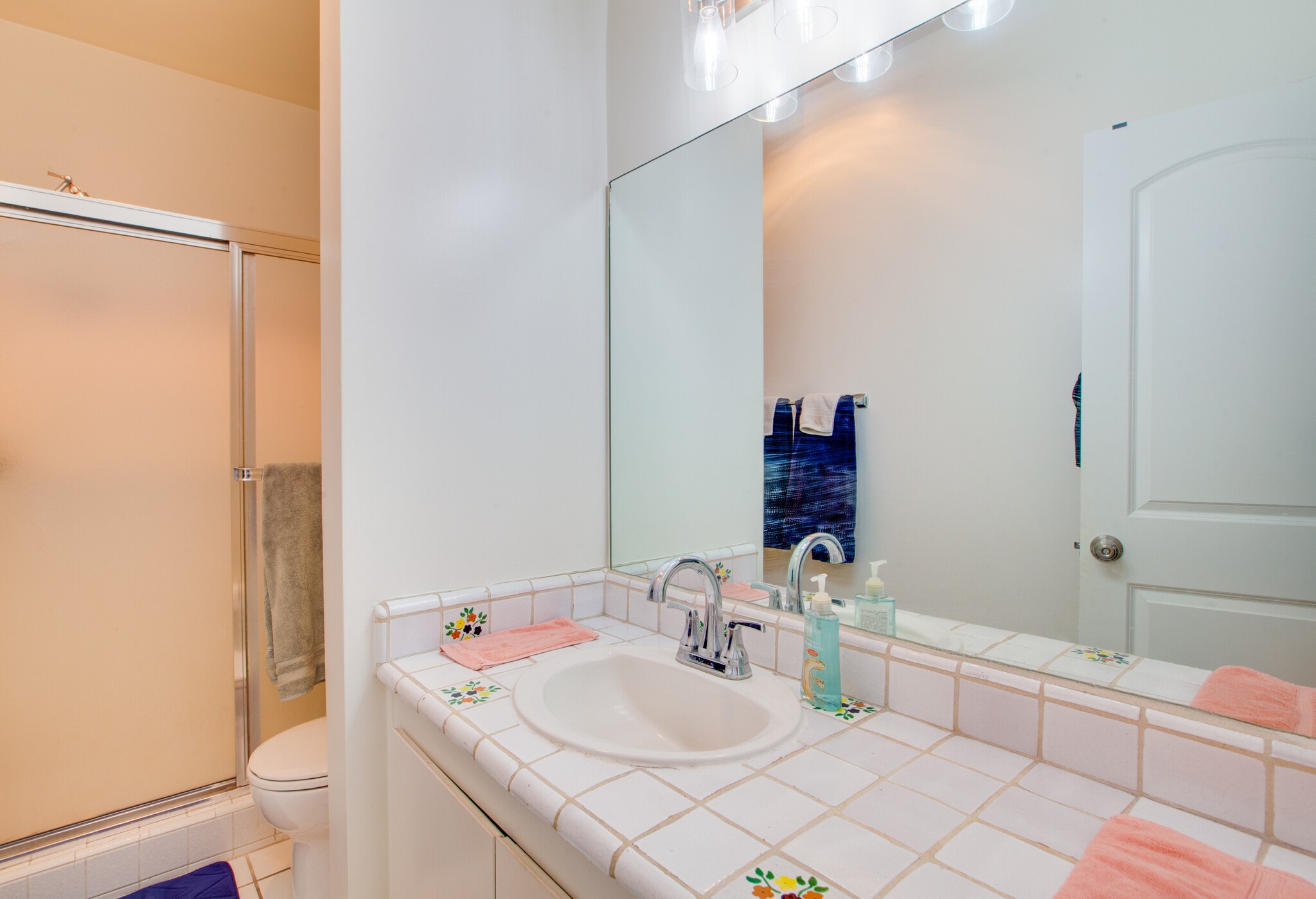 Building Photo - 900 Euclid St