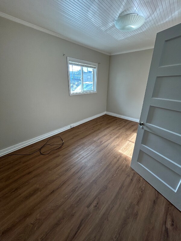 Building Photo - 5024 SE Jetty Ave