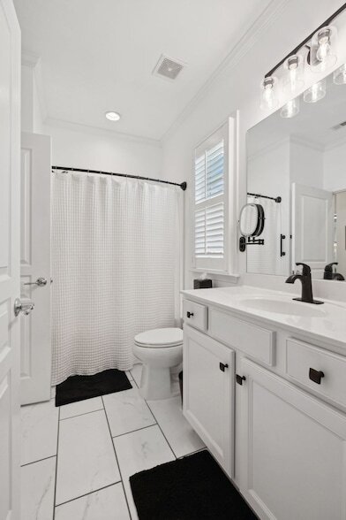 Building Photo - 239 Antebellum Ln