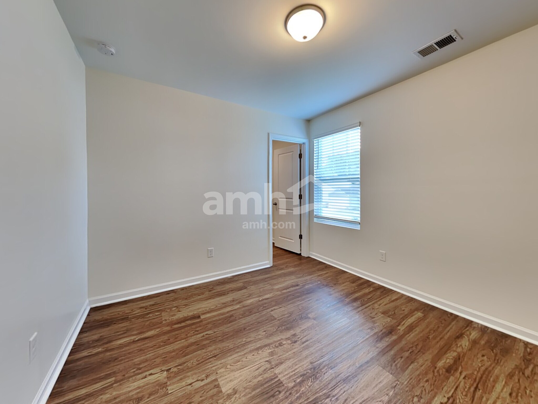 Building Photo - 126 Orion Way