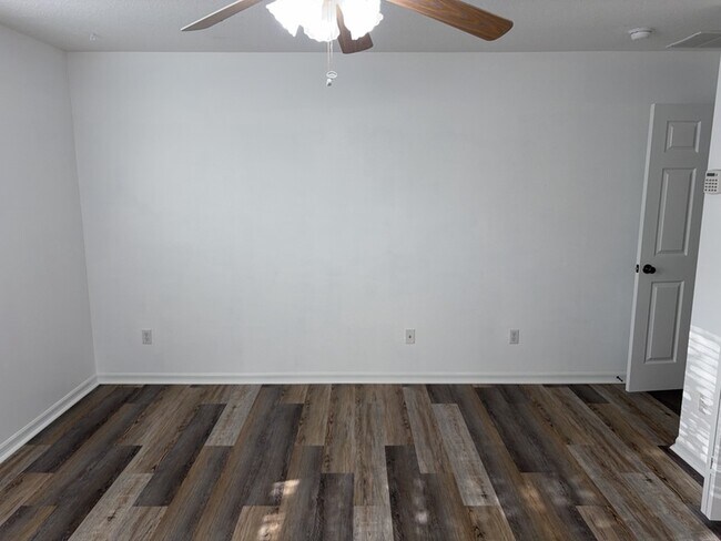 Building Photo - 4187 Pitch Pine Cir