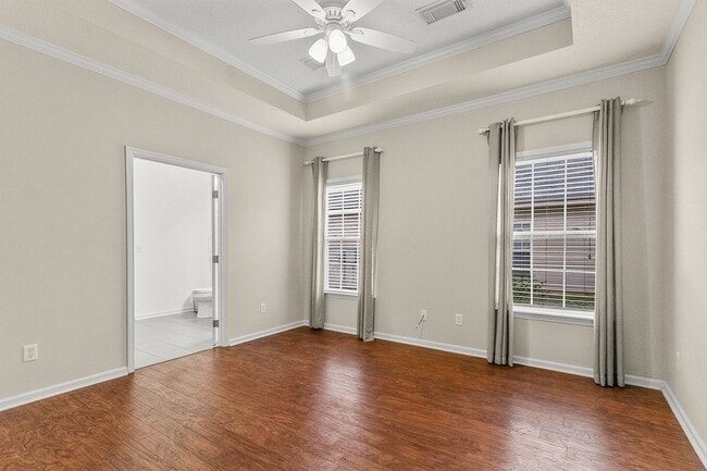 Building Photo - Cozy 3 Bed 2 Bath Available January 2026!