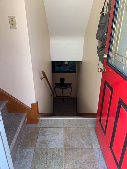 Building Photo - 4845 W 14th St