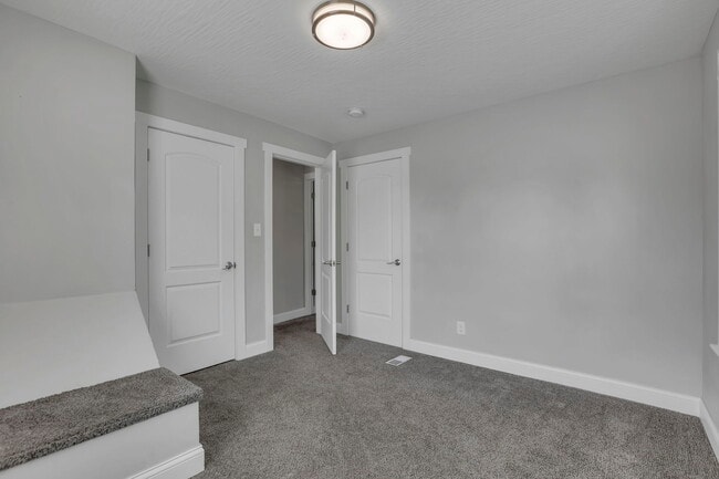 Building Photo - 1745 Sullivant Ave