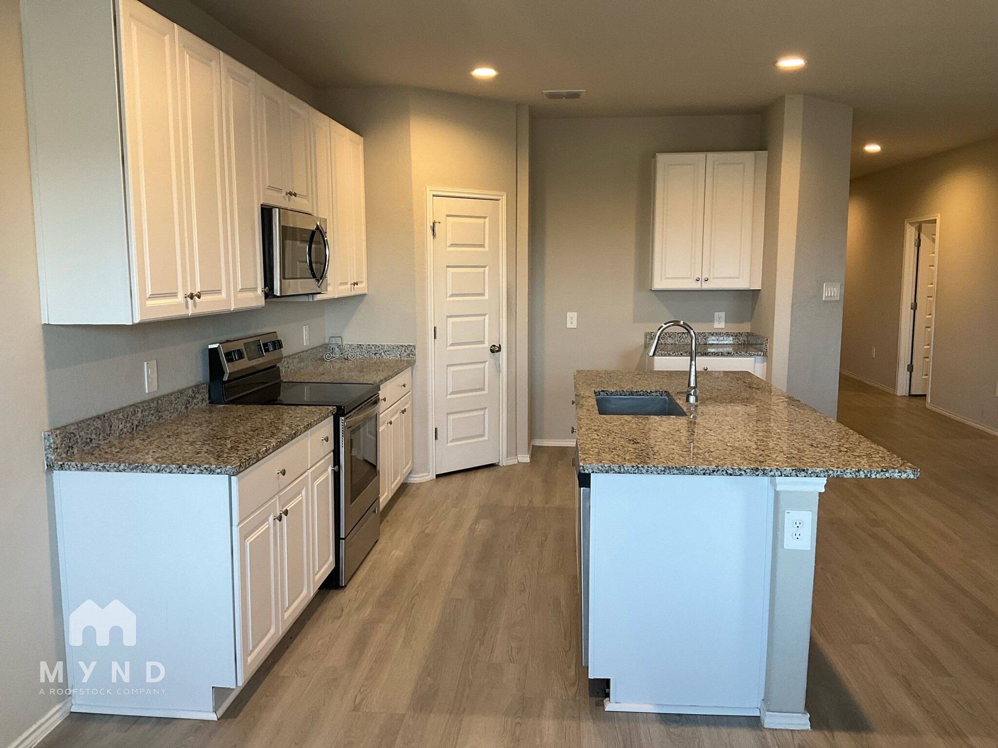 Building Photo - 712 Rdg Vw Dr