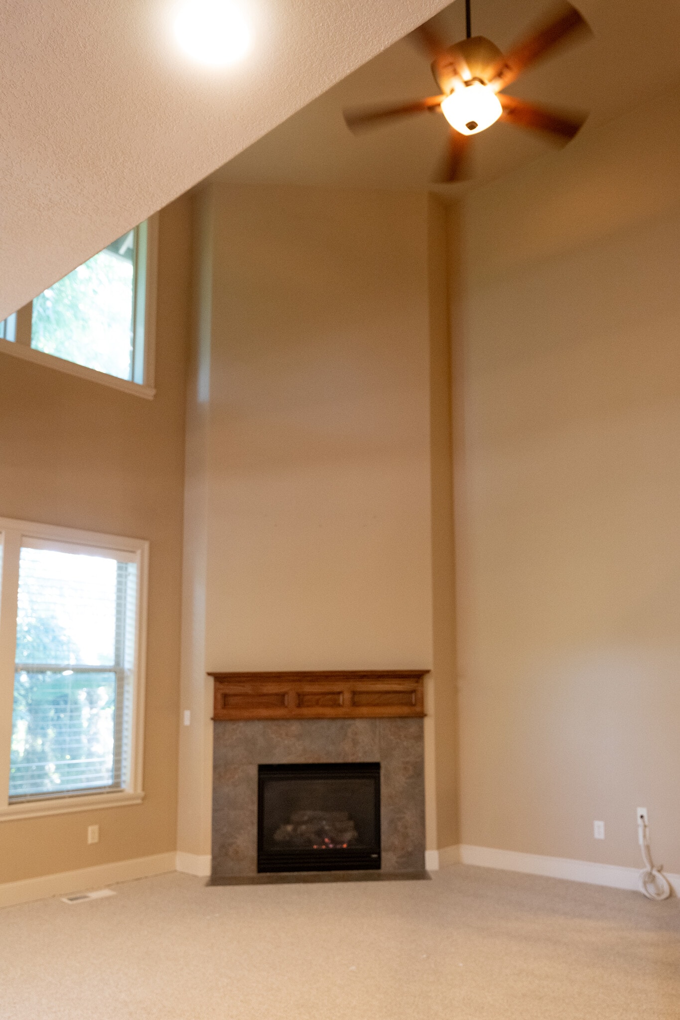 Building Photo - 15550 SW Cynthia Ln