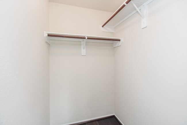 Building Photo - 13014 Southern Creek Dr