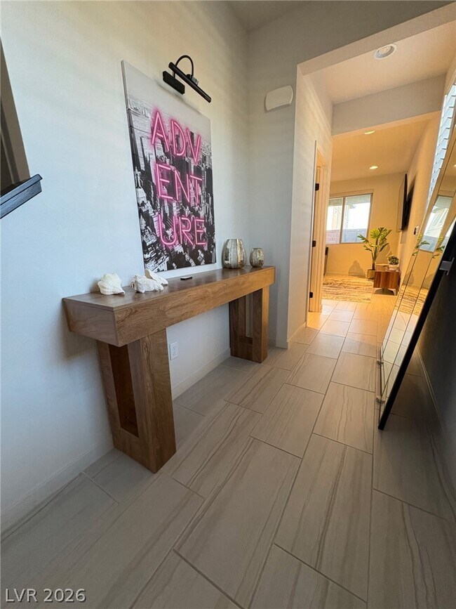 Building Photo - 9702 Sapphire Rim Ave