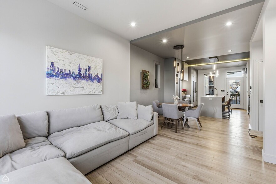 Building Photo - 1236 N Cleaver St