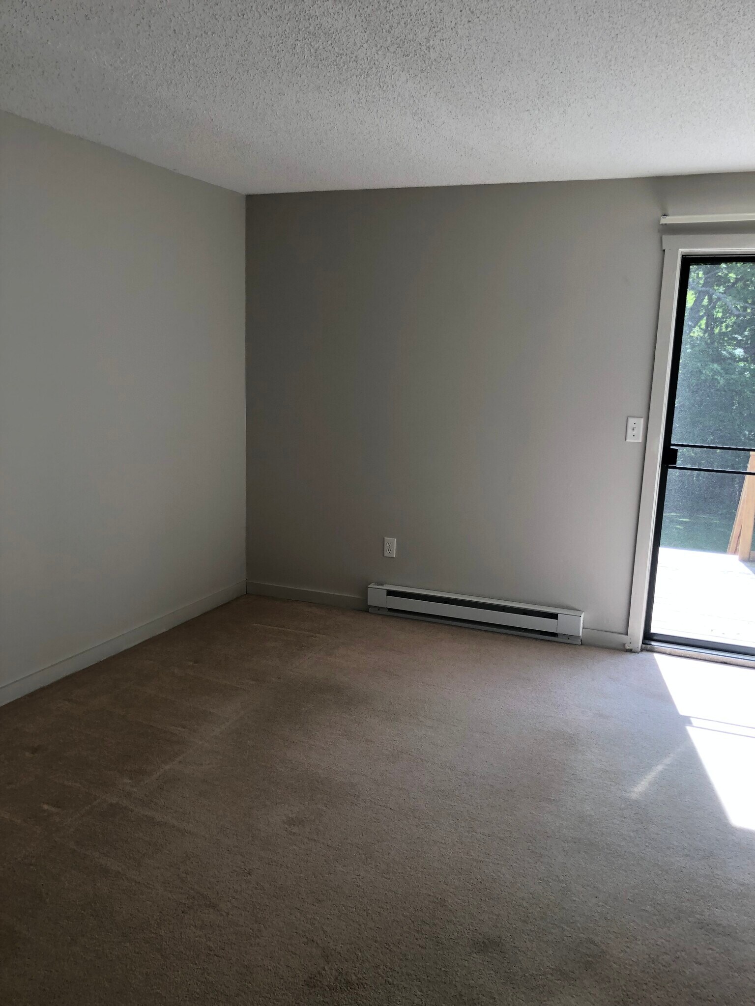 Building Photo - 1473 Stafford Rd