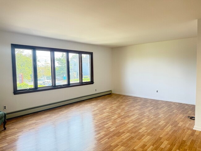 Building Photo - 203 Terrace Ave