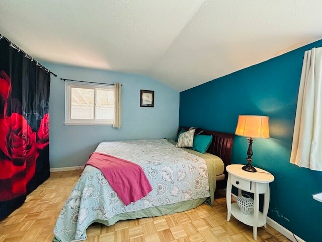 Building Photo - 8871 Belmont St